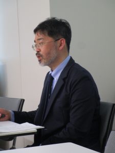 報告する坂尻彰宏氏