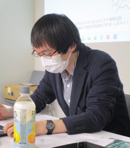 報告する伊藤一馬氏